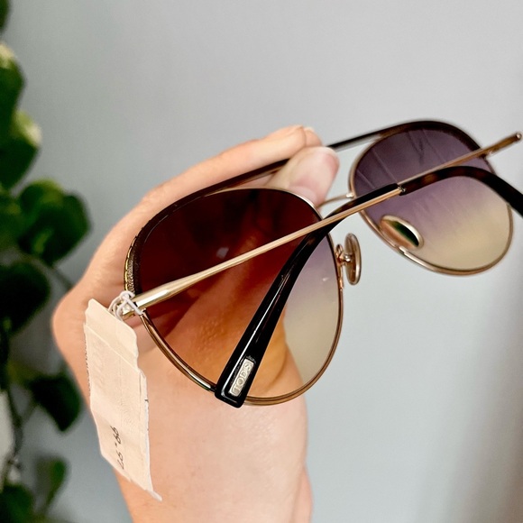 Tod’s Leather Frame Gold & Brown Aviator Sunglasses - Picture 9 of 15